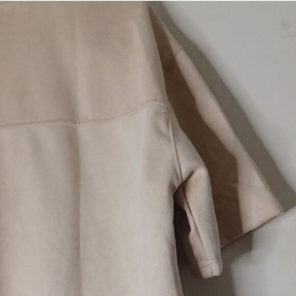 Sumwon Beige Graphic T-Shirt - Picture 11 of 15